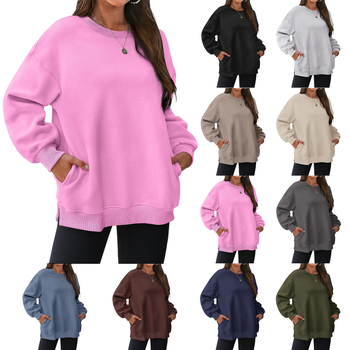 Sievietēm flīsa odere iekšpusē, brīvā piegriezuma, garas piedurknes, apaļa kakla izgriezums, poliester