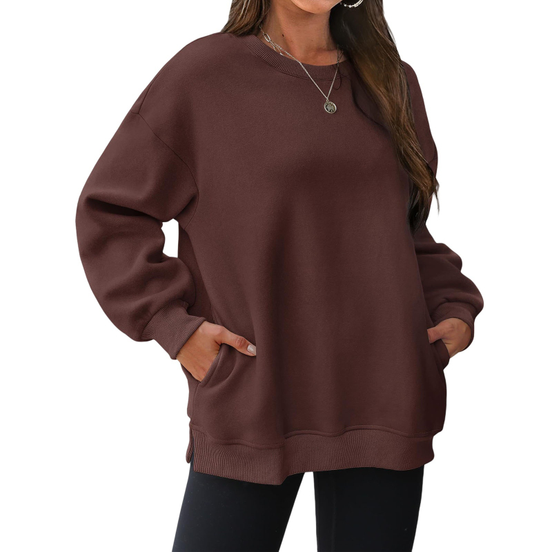 Sievietēm flīsa odere iekšpusē, brīvā piegriezuma, garas piedurknes, apaļa kakla izgriezums, poliester