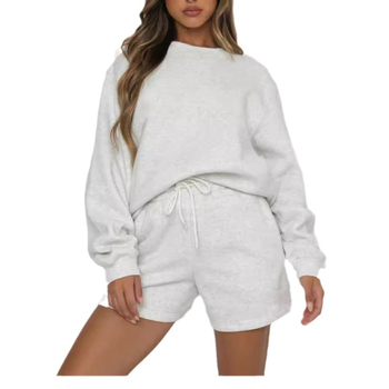 Γυναικείο παντελόνι-κοστούμι — 3D εφέ σχέδιο, παντελόνια 3/4, πολυεστέρας, 70–80% βασικό ύφασμα, καλοκαίρι 2024