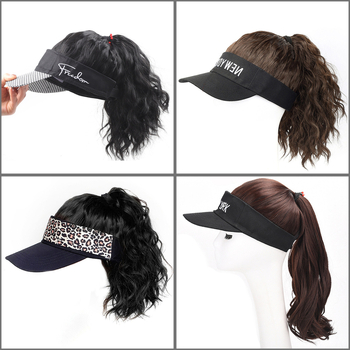 Περούκα με καπέλο – κοντά σγουρά μαλλιά, κοντό μήκος, υλικό μαλλιών: οικιακό μετάξι, μάρκα Electric Flag