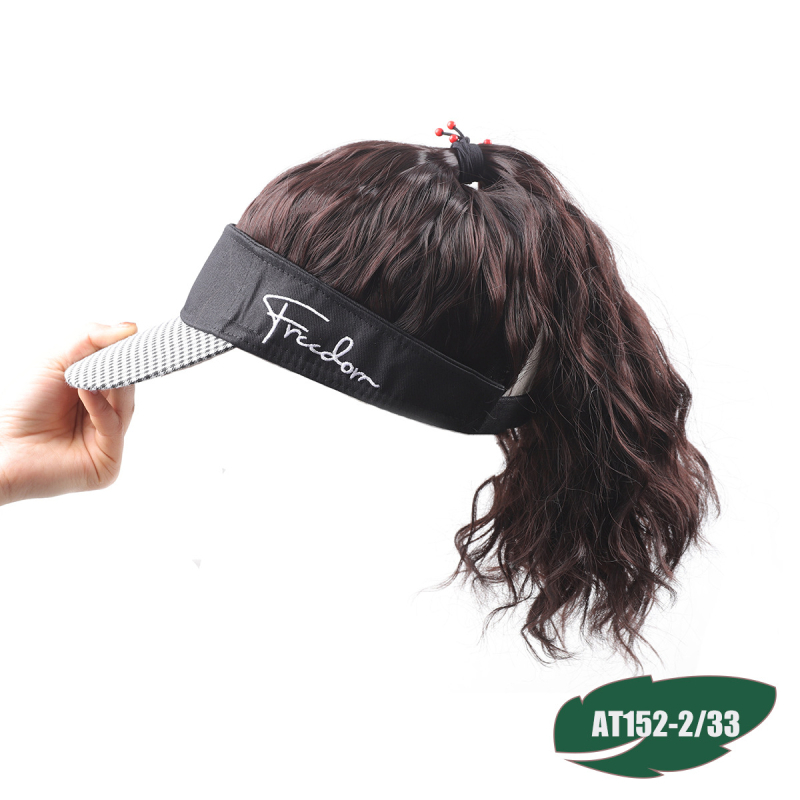 Perucă cu pălărie – păr scurt buclat, lungime scurtă, material păr: mătase autohtonă, brand Electric Flag