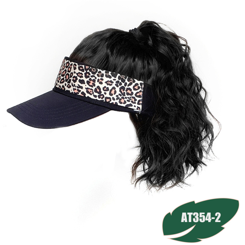 Perucă cu pălărie – păr scurt buclat, lungime scurtă, material păr: mătase autohtonă, brand Electric Flag