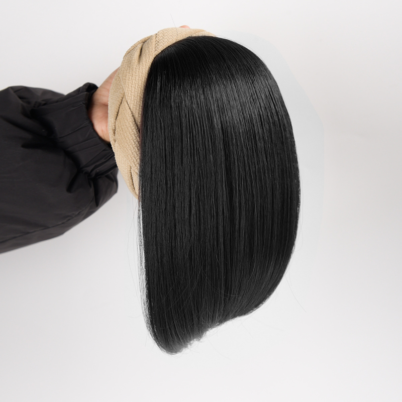 Perucă cu bandă pentru femei, într-un pies, păr sintetic, fibre rezistente la temperaturi înalte, păr scurt, stil drept, model cu cerc răsucit pentru volum