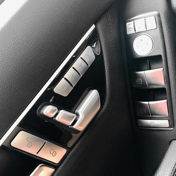 Διακόσμηση εσωτερικού κεντρικού πίνακα για CLS 12-17 (μοντέλα 350/260/320) με διακοσμητικά στρας στα πλήκτρα των ηλεκτρικών παραθύρων • Υλικό: Πλαστικό • Μοντέλο: 666