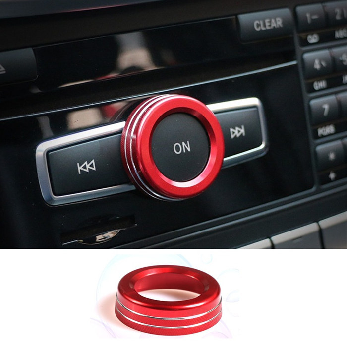 CLS 12-17 вътрешна декорация на централна конзола за CLS (модели 350/260/320) с декоративни блестящи елементи за бутоните на електрическите прозорци • Материал: пластмаса • Модел: 666