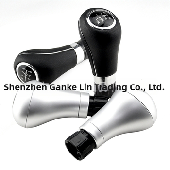 Дръжка на скоростния лост и капак за Mercedes-Benz W203/W204 – за ръчна скоростна кутия (Chotacbras; Модел: Automatic; Обработка и персонализация: Да; Подходящи модели: W203, W204)