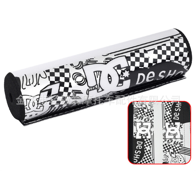 QJFENG DP111 Universaalne maastikusõiduki rinnakaitse puuvillase padjaga