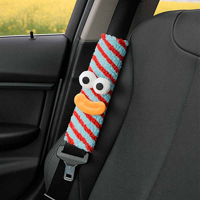 Auto drošības jostas plecu pārsegs ar motīvu Little Monster; Materiāls: audums; Zīmols: Flower rainy night; Izcelsme: Citas; Apstrāde un personalizēšana: Bez personalizācijas