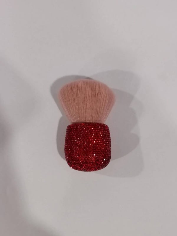 Pudros šepetėlis su sintetinių plaukelių, plastikinė rankenėlė, vieno vieneto pakuotė