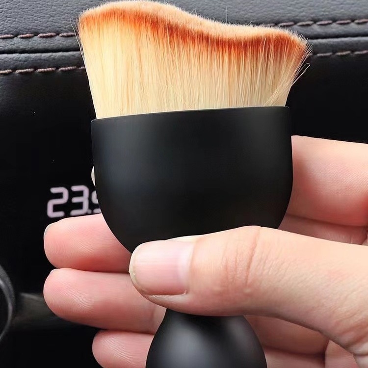 Automobilių plovimo šepetėlis su išlenktu dizainu – išlenkta šepetė, dulkių pašalinimas, daugiafunkcinis oro išleidimo angų valymas; Medžiaga: ABS; Kilmės vieta: Shenzhen; Prekės ženklas: aidilya; Apdorojimo pritaikymas: Taip