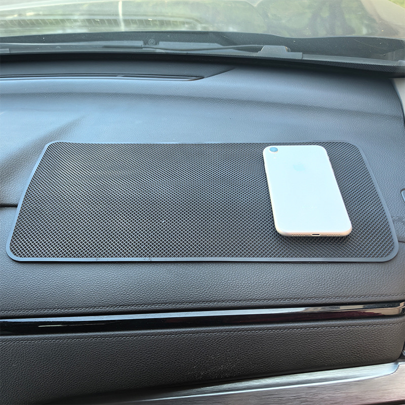 Automobiļas pretslīdēšanas paklājiņš, PU materiāls, pielāgojama apstrāde, saderīgs ar privātiem zīmoliem