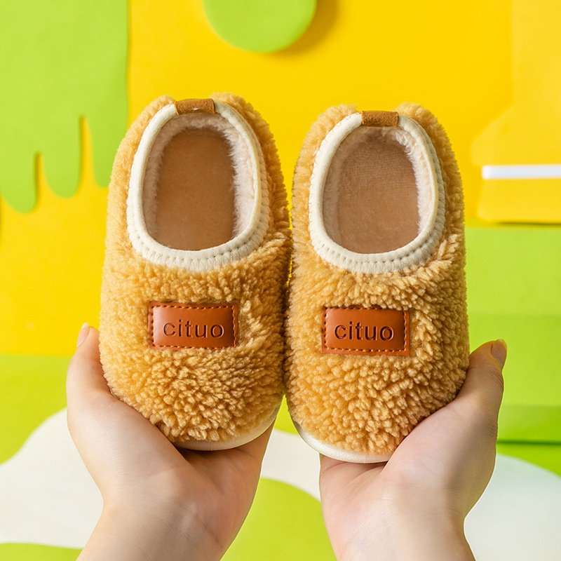 Παιδικές παντόφλες εσωτερικού χώρου από τεχνητό δέρμα, σόλα PVC, παχύς πάτος, μονόχρωμο σχέδιο, φθινοπωρινά-χειμερινά