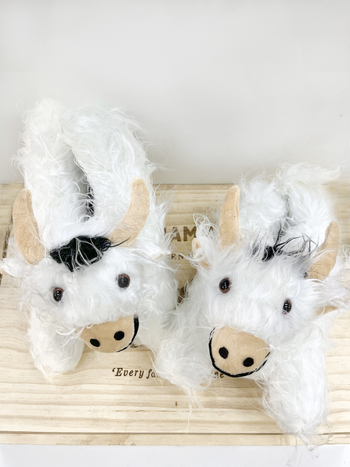 Pamukaste papuče s motivom Highland Cow, gornji dio od velura, srednja visina, zaobljeni vrh, Unisex