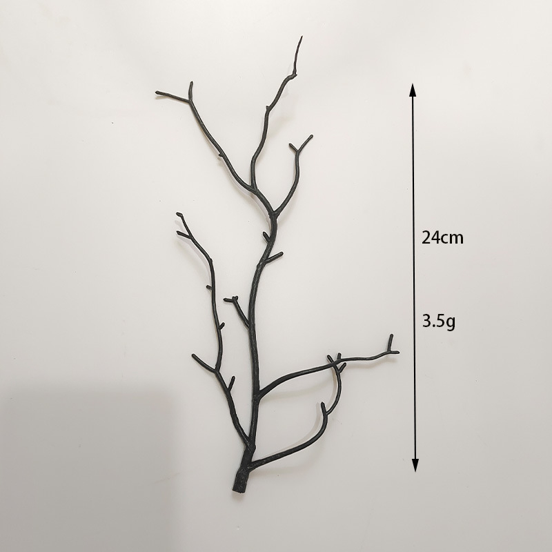 Helovyno serijos dirbtinės šakelės dekoracijoms, iš plastiko, pusiau rankinis ir pusiau mechaninis gamybos procesas, OPP pakuotė