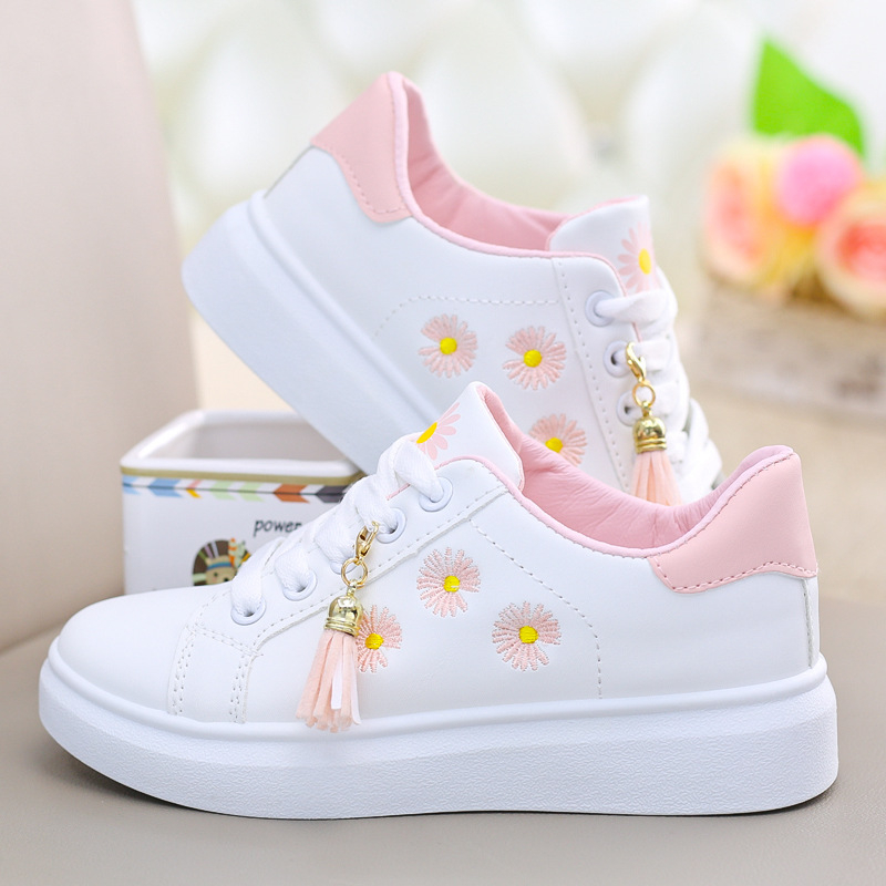 Ženske ravne cipele, okrugli vrh prsta, PU gornji dio, niska peta, gumeni potplat, vezanje