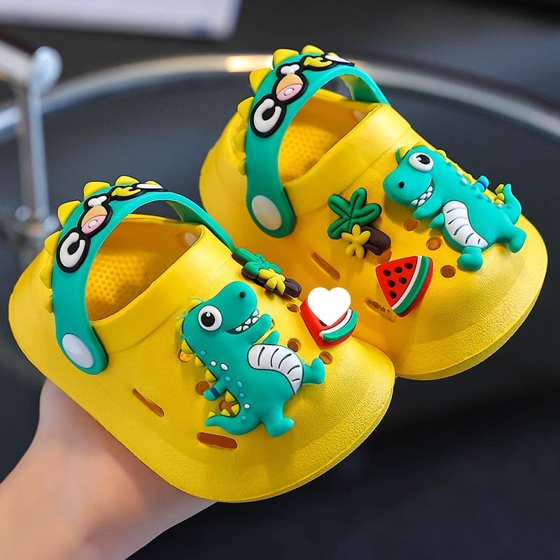Vaikų karikatūrinių sandalų dizainas, PU viršus, kvadratinė nosis, EVA padas, vasara 2025