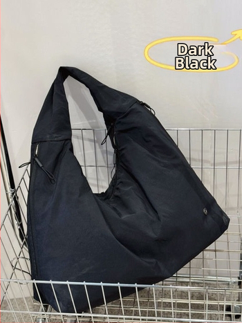 Τσάντα ώμου Bou bou, ύφασμα αλεξίπτωτου, οριζόντιο τετράγωνο σχήμα, φερμουάρ, επένδυση από βαμβάκι, εσωτερική θήκη για φορητό υπολογιστή με λαμιναρισμένο φερμουάρ