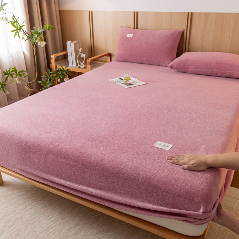 Weilianyi pieno fliso lovos užtiesalas, vienos spalvos raštas, reaktyvinis dažymas, modernus stilius