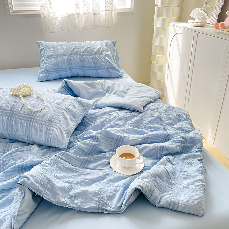 Seersucker vasaros antklodės rinkinys - 4 dalių komplektas, vandens plovimo medvilnė, poliesterio užpildas, reaktyvus spausdinimas, svoris 1-1.5 kg, INS stilius