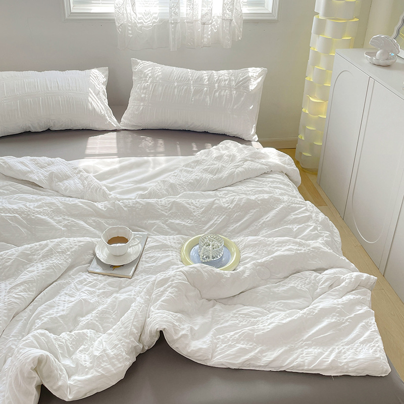 Seersucker vasaros antklodės rinkinys - 4 dalių komplektas, vandens plovimo medvilnė, poliesterio užpildas, reaktyvus spausdinimas, svoris 1-1.5 kg, INS stilius