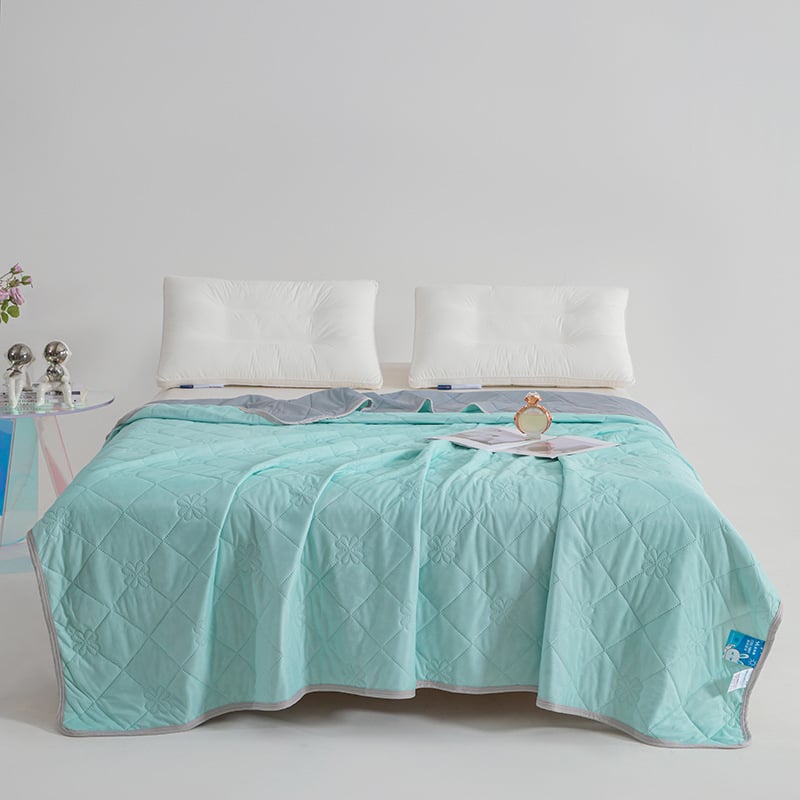 Pavasario–vasaros cheminė pluošto antklodė, pritaikytas apdorojimas, neįprastas audimas, svoris 1,0–1,5 kg