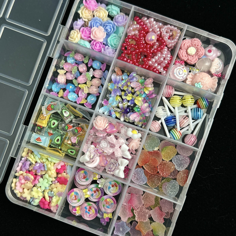 Σετ τέχνης νυχιών με γλυκίσματα σε καρτούν μοτίβα: ανάμικτα διακοσμητικά στοιχεία, περιλαμβάνει DIY κρέμα γέλης και θήκη τηλεφώνου; Υλικό: ρητίνη; Σειρά: Princess; Σχέδιο: Cartoon; Στυλ: Γλυκό; Τύπος μάρκας: OEM