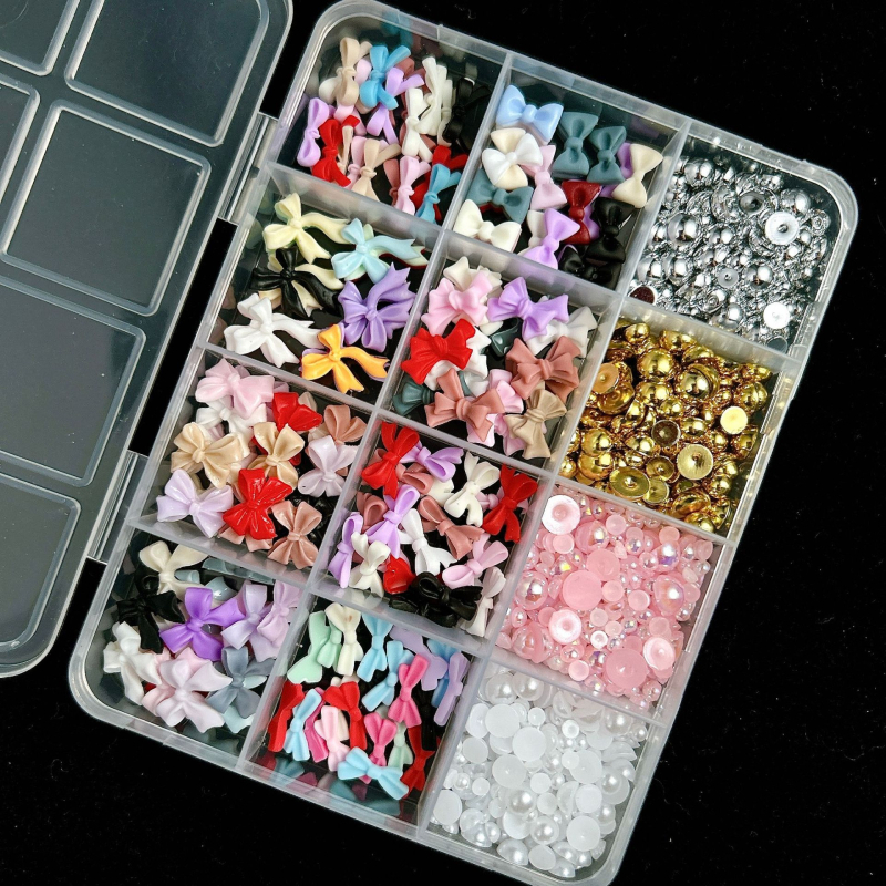 Σετ τέχνης νυχιών με γλυκίσματα σε καρτούν μοτίβα: ανάμικτα διακοσμητικά στοιχεία, περιλαμβάνει DIY κρέμα γέλης και θήκη τηλεφώνου; Υλικό: ρητίνη; Σειρά: Princess; Σχέδιο: Cartoon; Στυλ: Γλυκό; Τύπος μάρκας: OEM