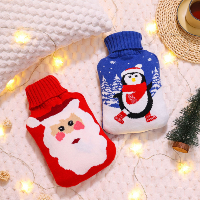 Vandens užpildomas karšto vandens buteliukas su animaciniu megztu stores dizainu, skirtas rankų šildymui; aukšto tankio PVC, 350 g; šildymas užpildant vandeniu; karštas ir šaltas dvigubas naudojimas