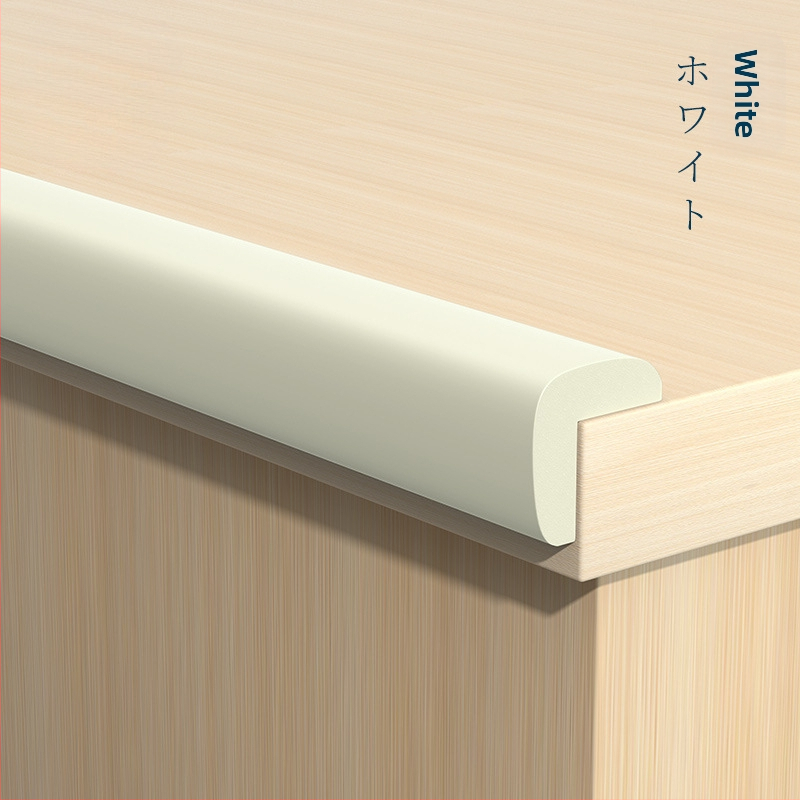 Pret sadursmes stūra aizsargs no putām – taisnstūra stūra aizsargs piemērots galdiem un gultām