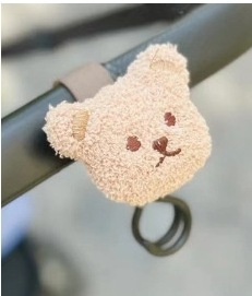 Vežimėlio kablys su meškiuko galva iš pūkų, Korėjietiško stiliaus siuvinėjimas, Velcro tvirtinimas — Kategorija: Dalys, Medžiaga: Pliušas, Prekės ženklas: Kita, Importuotas: Ne