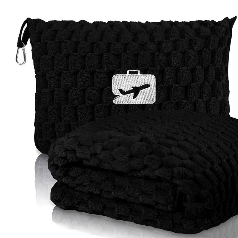 Фланелен пътуващ одеяло с бродирано лого и сгъваемо отделение за съхранение — полиестер, тегло 800–1000 г, подходящо за всички сезони, геометричен мотив