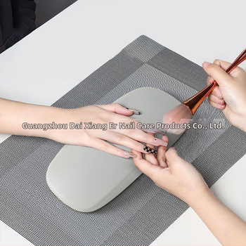 Manikiūro rankos atrama, sulankstoma ir aukščio reguliavimas, gali laikyti nagų lempą, plastikinė rankos pagalvė, modelis H-14YH