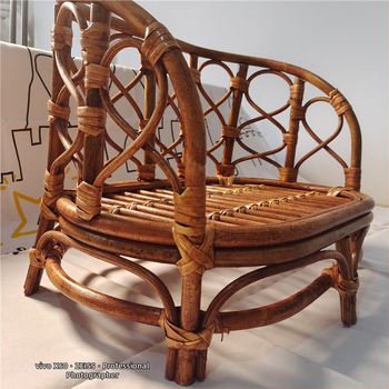 Καρέκλα ρατάν για φωτογράφηση μωρού — Kitten; Υλικό: ρατάν; Κατάλληλο για φωτογράφηση ρούχων; Βάρος: 1,3 kg; Αξεσουάρ φωτογραφικού στούντιο