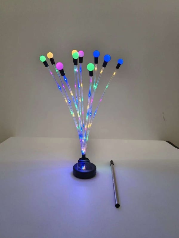 Saulės energijos kraštovaizdžio apšvietimas - Lauko atsparus vandeniui LED, ABS plastikas ir nerūdijantis plienas, Modelis Solar Firefly Light, Pritaikomas