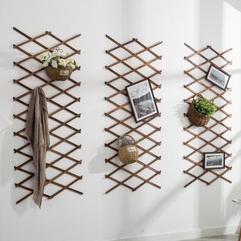 Medinis balkono gėlių laikiklis su vijų tinklu kopiančioms rožėms, grindinis stovas, pastoralaus stiliaus