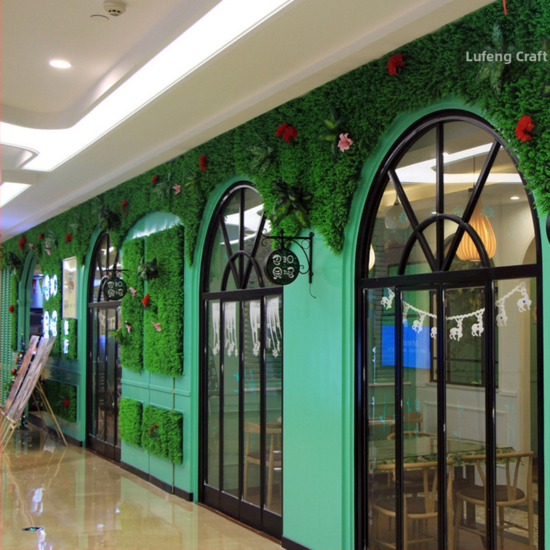 Dirbtinių augalų sienos fono dekoras parduotuvei — Green Craft, plastikas, injekcinis liejimas, įvairovė: Žalias ridikas, Panaudojimas: Dekoras, Lauko naudojimas, Vestuvės, Fotografijos rekvizitas