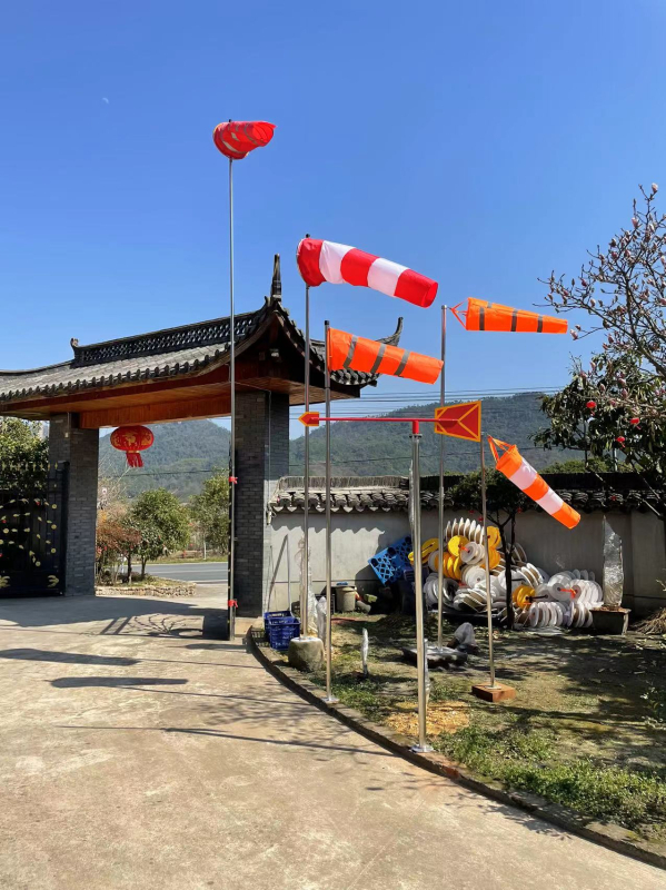 Ветропоказател от неръждаема стомана за външна употреба, луминесцентна и рефлективна повърхност, модел 002