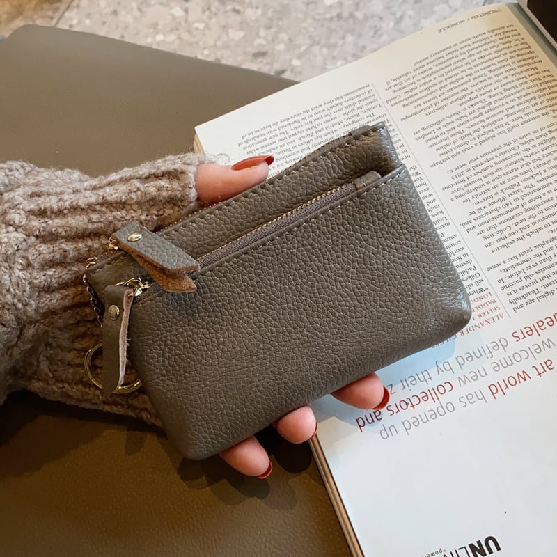 Valódi bőrből készült pénztárca – első réteg marhabőrből, mini dupla cipzár, poliészter-pamut bélés, érme- és kulcstartó tok