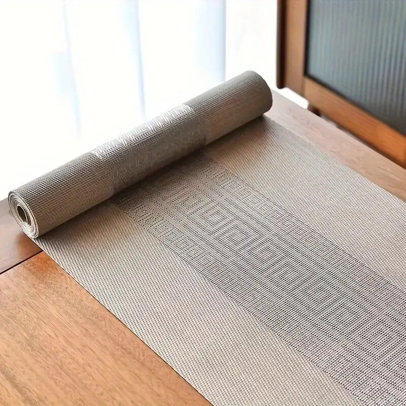 PVC stalo takelis, 70% PVC ir 30% poliesteris, vientisos spalvos, neslidus ir atsparus karščiui, šiuolaikinio minimalistinio stiliaus.