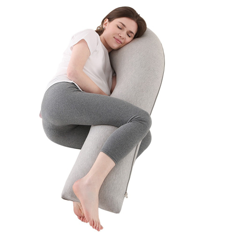 Adīti J formas grūtnieču spilvens ar vidukļa atbalstu, poliestera šķiedras pildījums, svars 1,9 kg, pielāgošana pieejama
