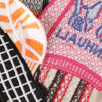 Patch κεντήματος διαλυόμενο στο νερό με εικόνα κοριτσιού για ρούχα και αξεσουάρ