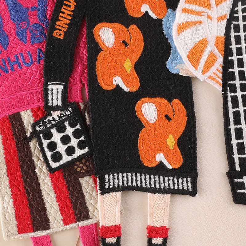 Patch κεντήματος διαλυόμενο στο νερό με εικόνα κοριτσιού για ρούχα και αξεσουάρ