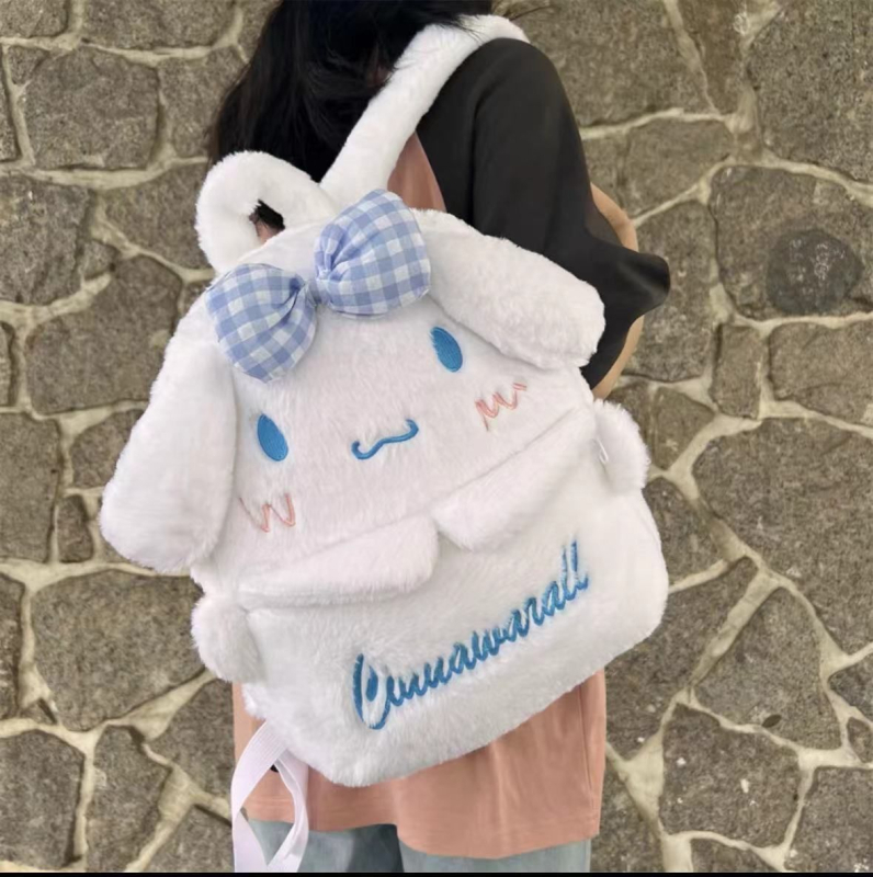 Plušinė kuprinė su gyvūnų dizainu, trumpas pliušas, PP medvilnės užpildas, pritaikymas galimas, tinkama 7–14 metų vaikams.