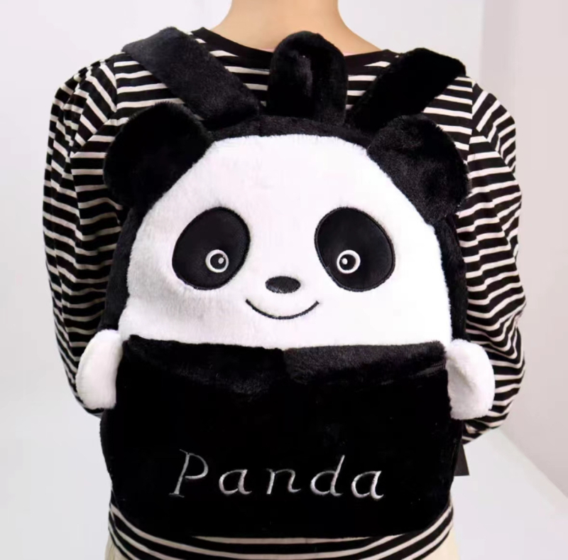 Plušinė kuprinė su gyvūnų dizainu, trumpas pliušas, PP medvilnės užpildas, pritaikymas galimas, tinkama 7–14 metų vaikams.