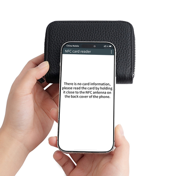 Δερμάτινη θήκη καρτών με φερμουάρ, 2-πτυχός σχεδιασμός, μονόχρωμη, αστικός μινιμαλισμός, διαπνοή και προστασία από κλοπή