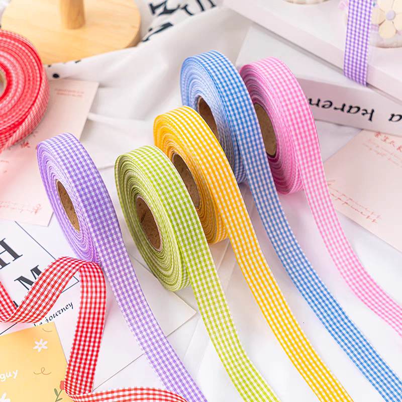 Κορδέλα δώρων με καρό μοτίβο, πολυεστέρας; Μάρκα: One Horizontal and One Vertical; Εφαρμογές: συσκευασία δώρων, ανθοδέσεις, γάμοι, αξεσουάρ μαλλιών, ρούχα