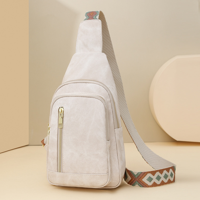 Crossbody táska (PU anyag; Tavasz 2024; cipzáras nyitás; belső zsebek: cipzáras zseb, telefontartó zseb, azonosító zseb; Márka: Kuo Sen)