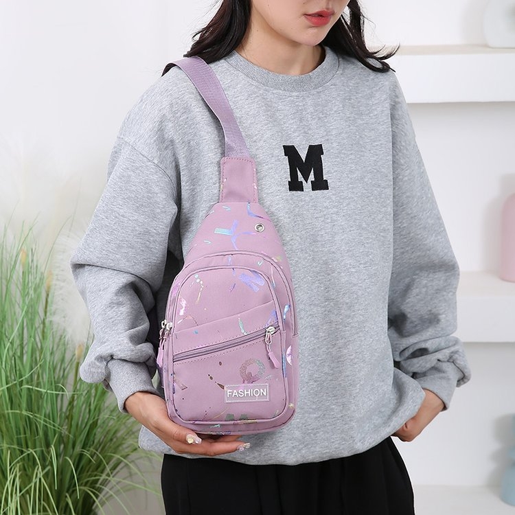 Koreai stílusú női crossbody utazótáska, nagy kapacitású; anyag Oxford, belső nylon bélés, cipzáras nyitás, belső sandwiches cipzáras zseb, belső réteg van, szabadidős utazásokhoz, téli szezon 2024