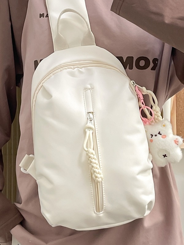 Városi stílusú, egyszerű nylon mellkas táska nagy kapacitással, cipzáras záródás, belső zsebek telefon és azonosító számára, béléssel – ideális szabadidős utazásokhoz