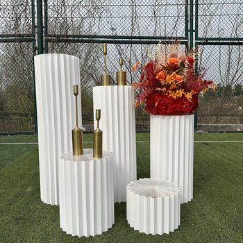 Vestuvinė sulankstoma popierinė kolona desertiniam stalui